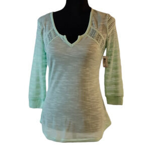 No Boundaries lightweight notch neck mint green sweater top size medium NWT